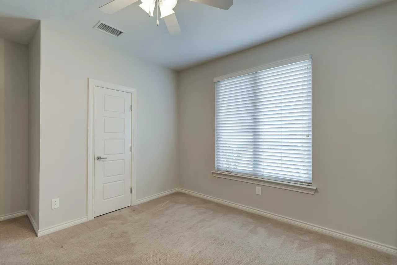 Photo 23 — 6919 72nd Street, Lubbock, TX 79424