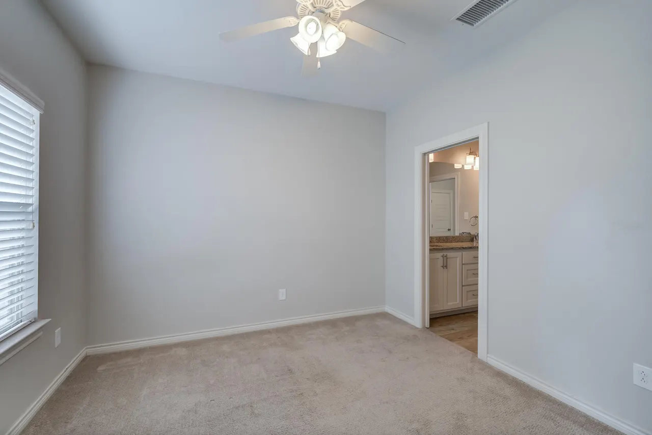Photo 34 — 6919 72nd Street, Lubbock, TX 79424