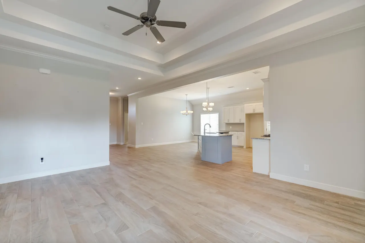 Photo 9 — 6919 72nd Street, Lubbock, TX 79424