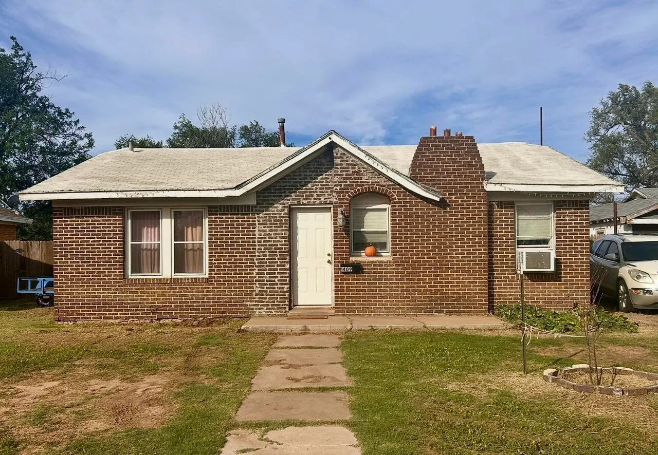 Front exterior — 1409 Milwaukee Street, Plainview, TX 79072