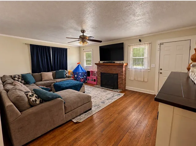 Photo 3 — 1409 Milwaukee Street, Plainview, TX 79072