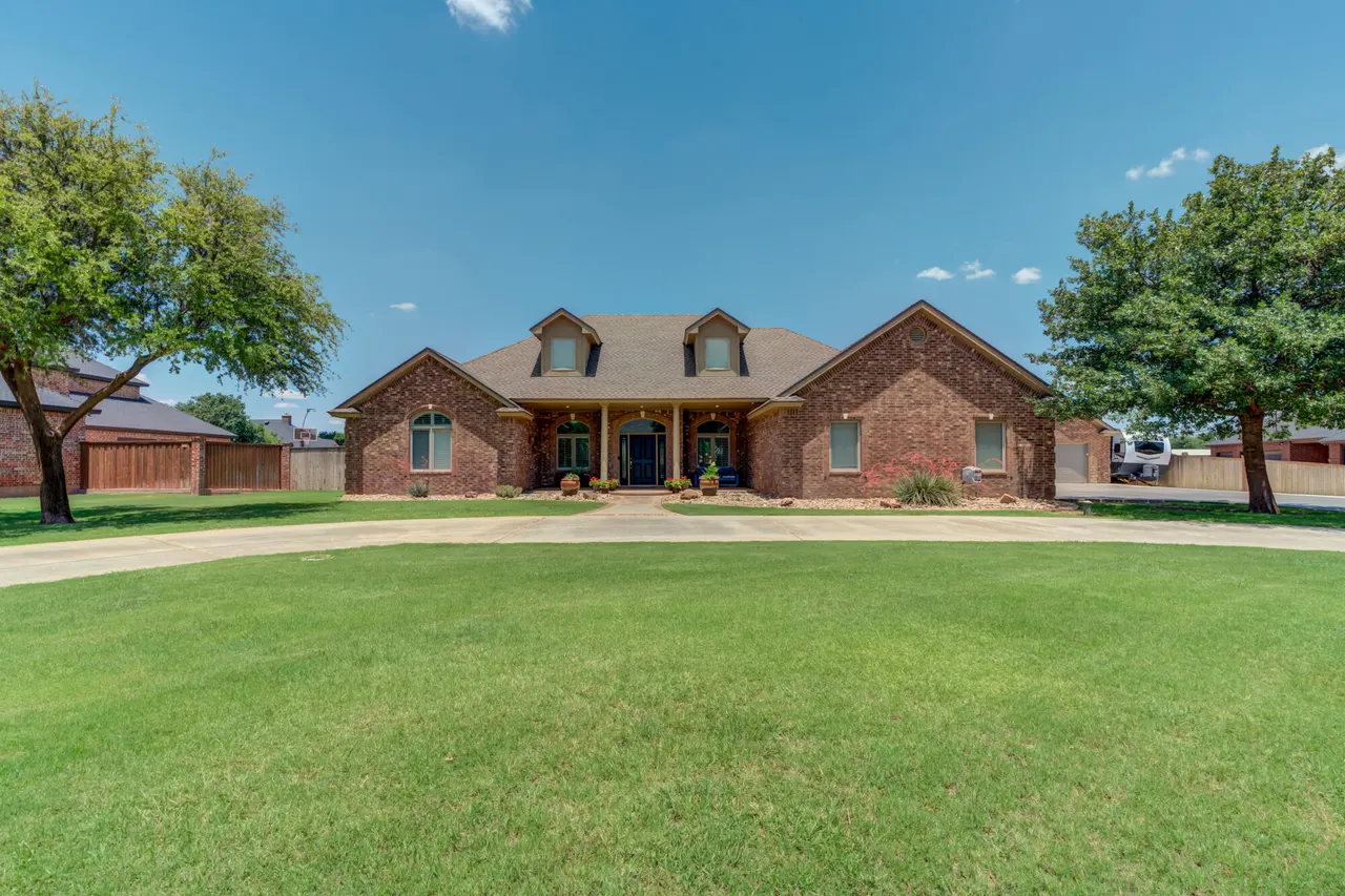 Front exterior — 8304 County Road 6945, Lubbock, TX 79407