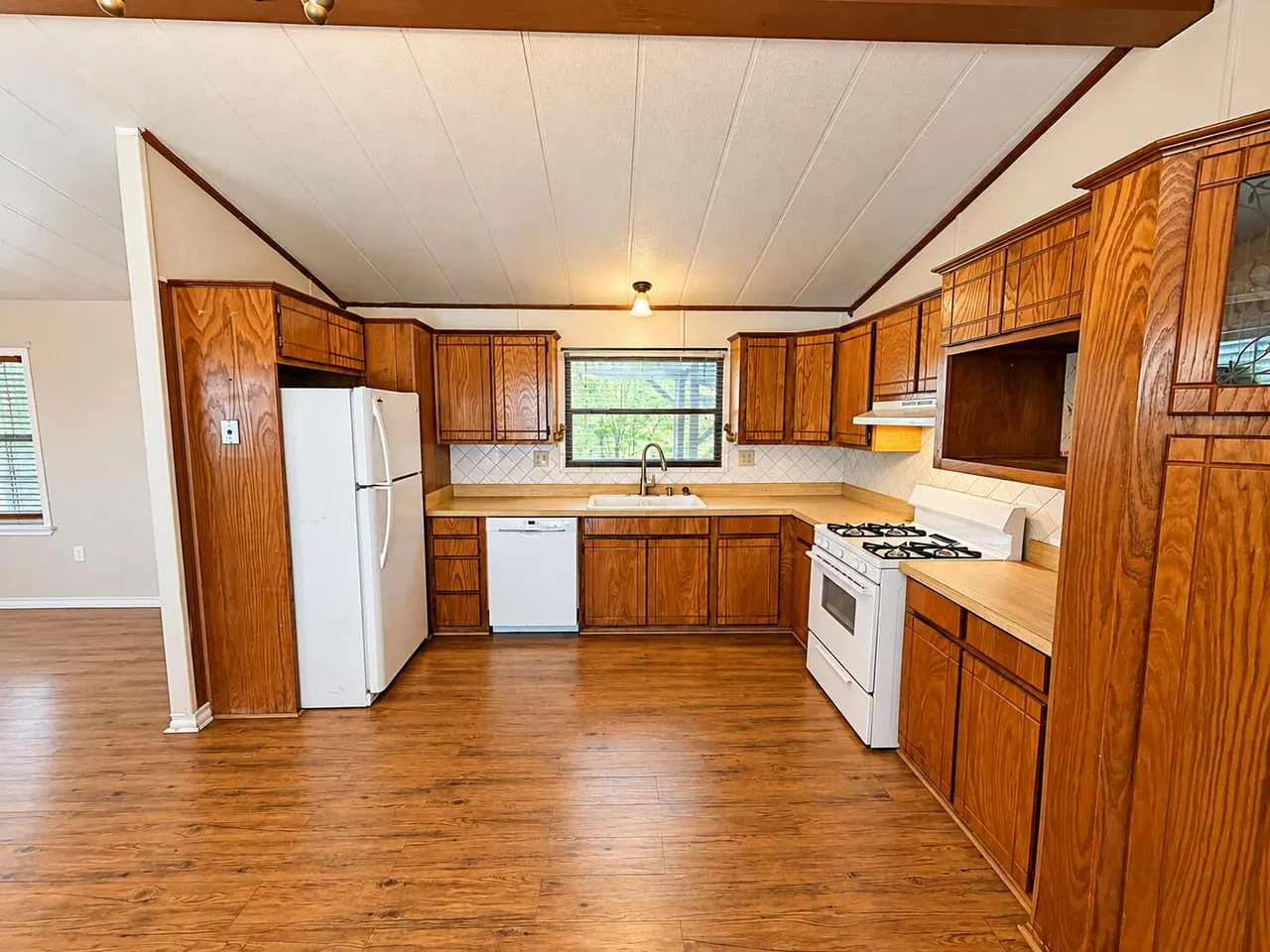 Photo 8 — 1403 132nd Street, Lubbock, TX 79423