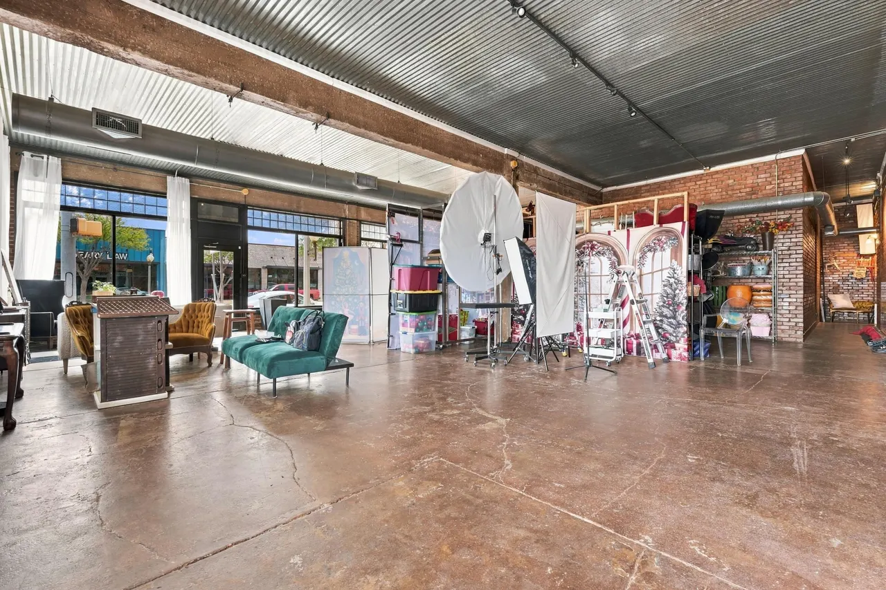 Photo 7 — 602 Broadway Street, Lubbock, TX 79401