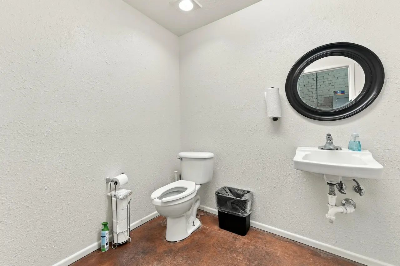 Photo 16 — 602 Broadway Street, Lubbock, TX 79401