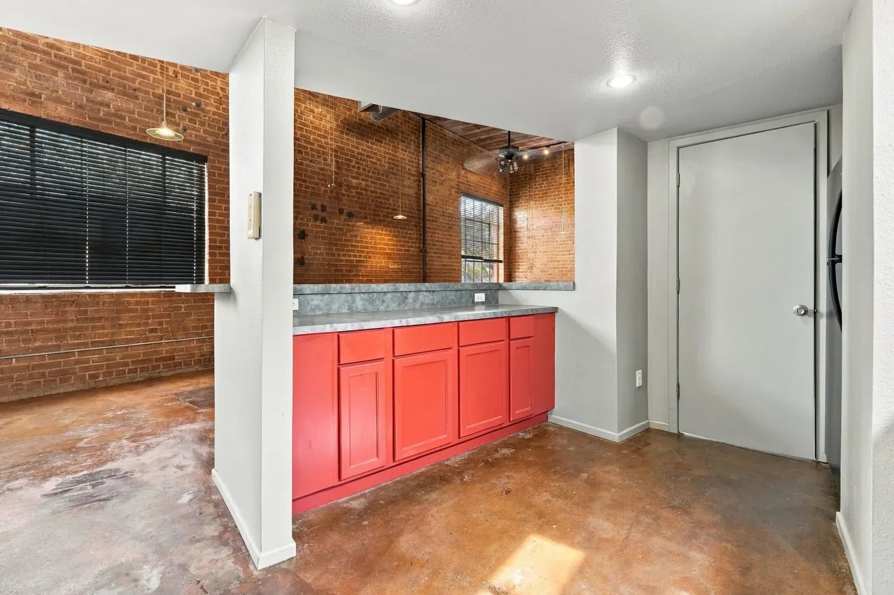 Photo 43 — 602 Broadway Street, Lubbock, TX 79401