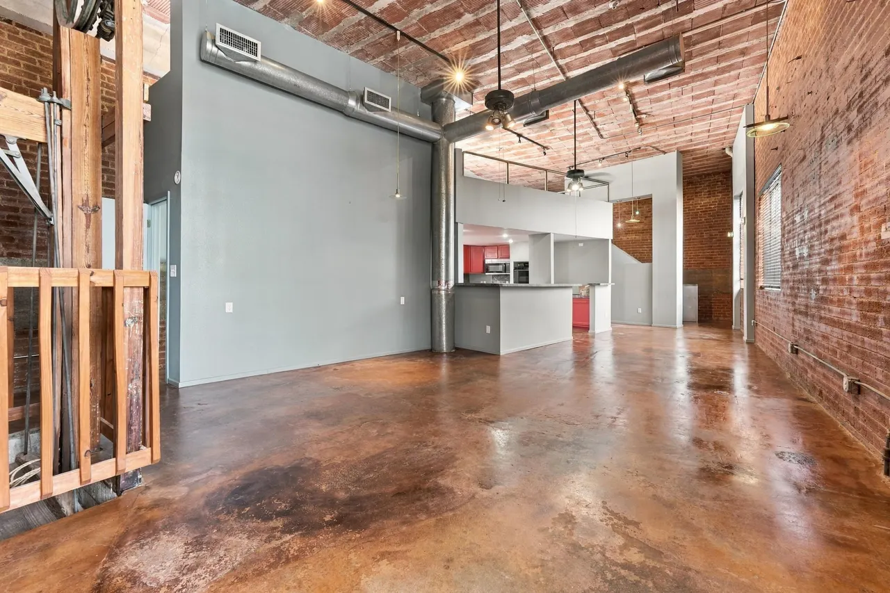 Photo 46 — 602 Broadway Street, Lubbock, TX 79401