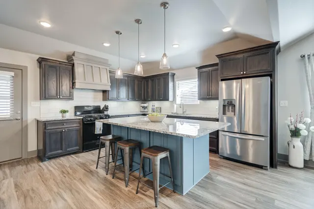 Photo 3 — 6102 103rd Street, Lubbock, TX 79424