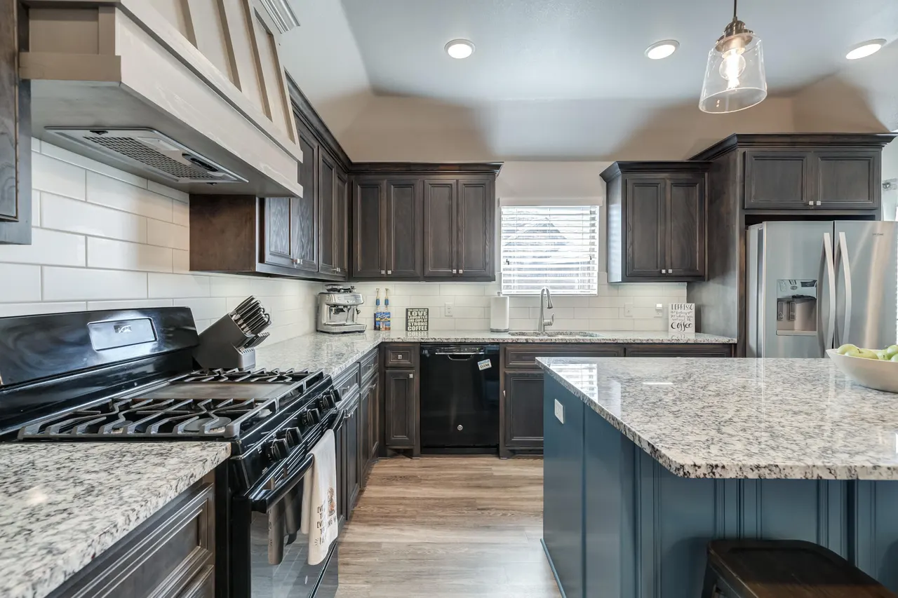 Photo 21 — 6102 103rd Street, Lubbock, TX 79424