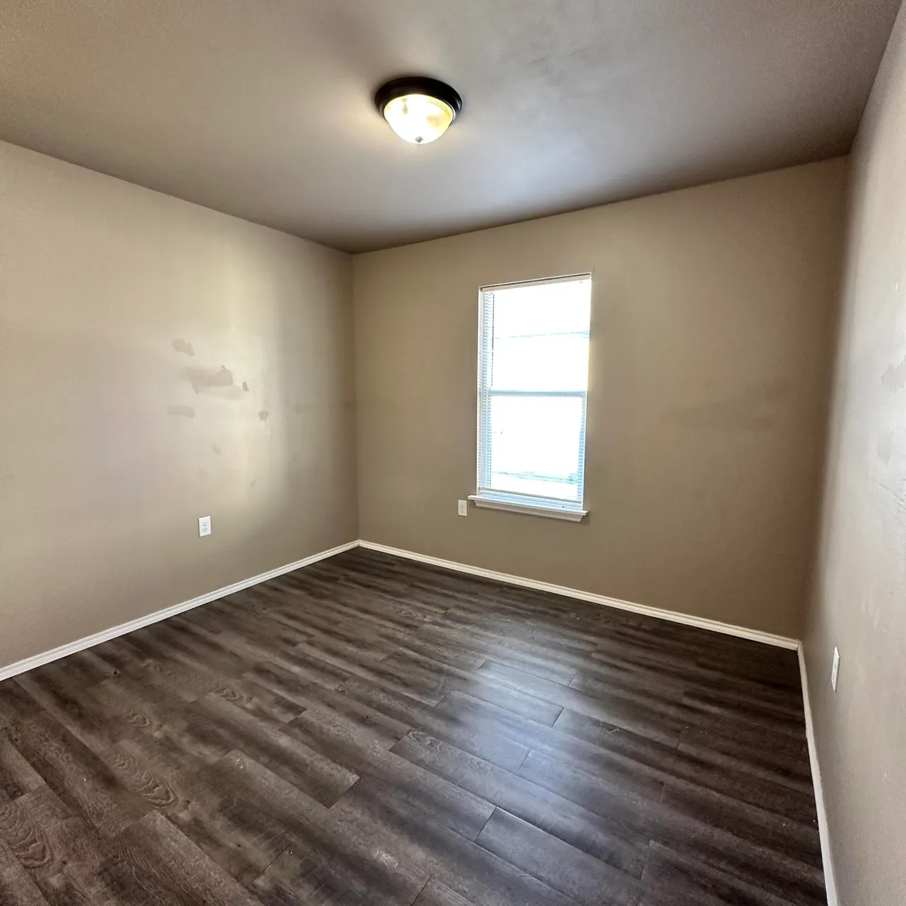 Photo 6 — 119 36th Street, Lubbock, TX 79404