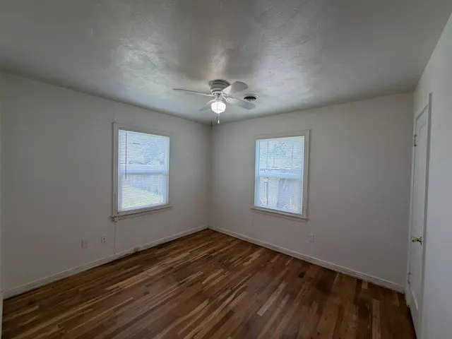 Photo 5 — 4608 32nd Street, Lubbock, TX 79410