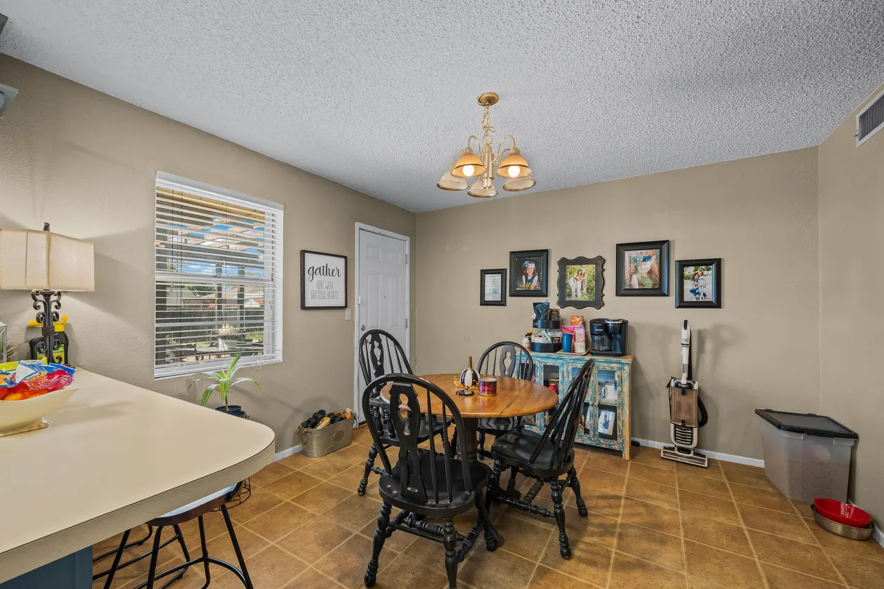 Photo 14 — 1007 Avenue H, Abernathy, TX 79311