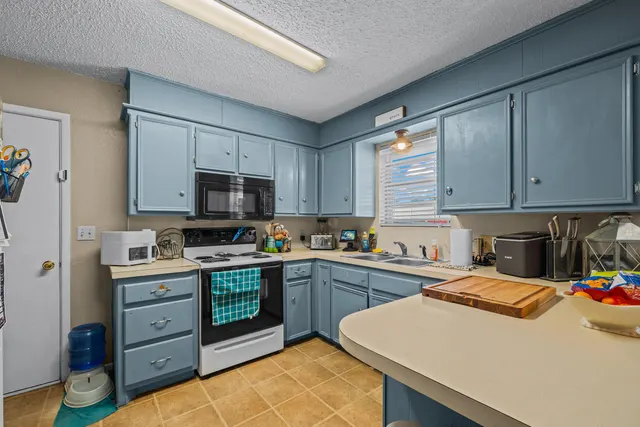 Photo 8 — 1007 Avenue H, Abernathy, TX 79311