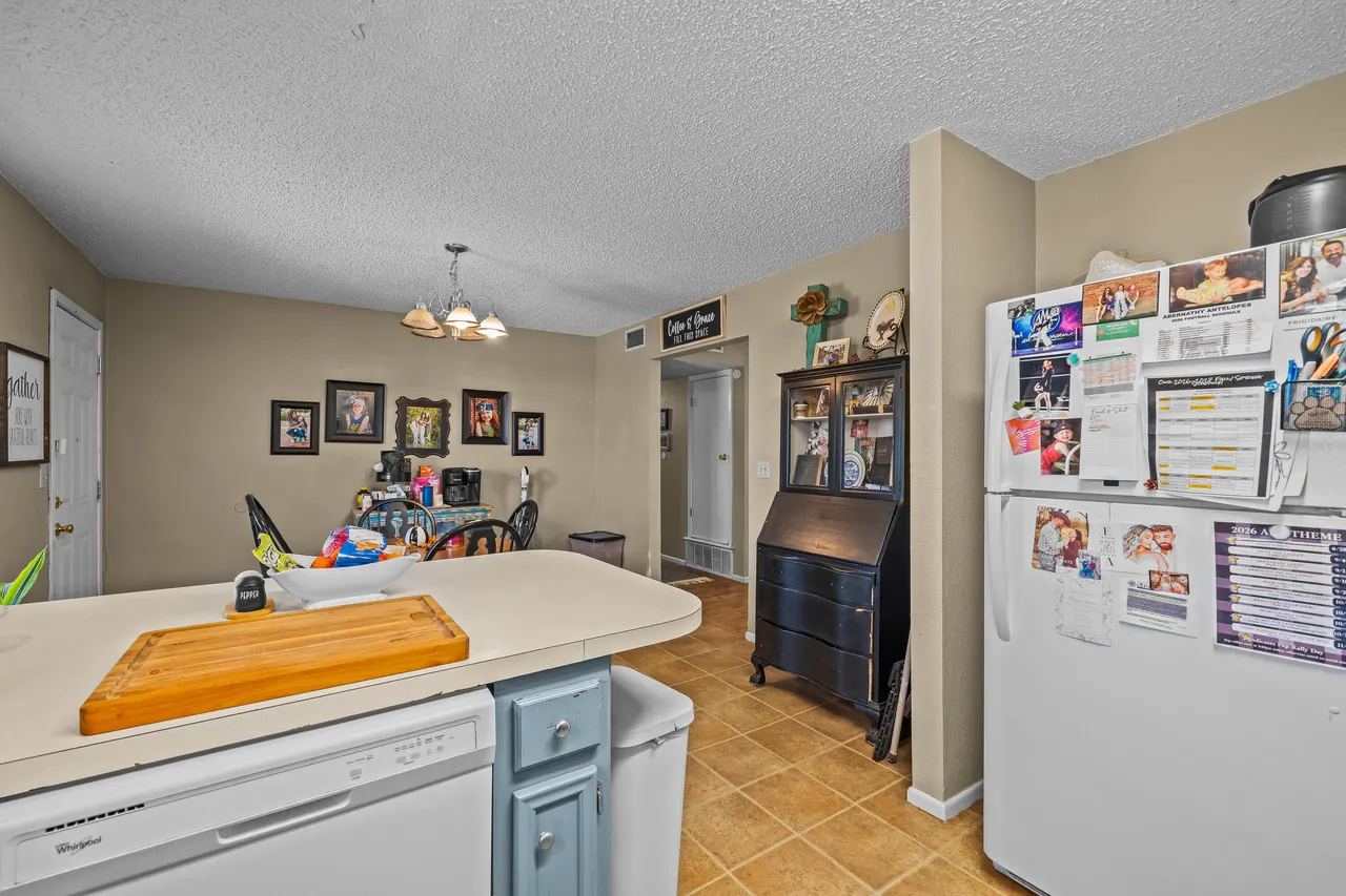 Photo 11 — 1007 Avenue H, Abernathy, TX 79311