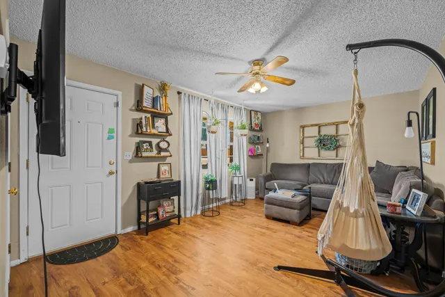 Photo 5 — 1007 Avenue H, Abernathy, TX 79311