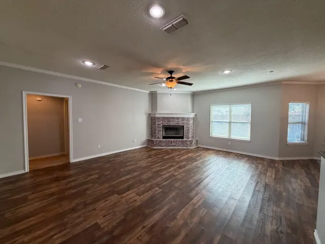 Photo 3 — 5515 99th Street, Lubbock, TX 79424