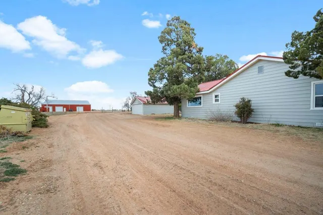 Photo 3 — 3919 E F M 1729, Lubbock, TX 79403