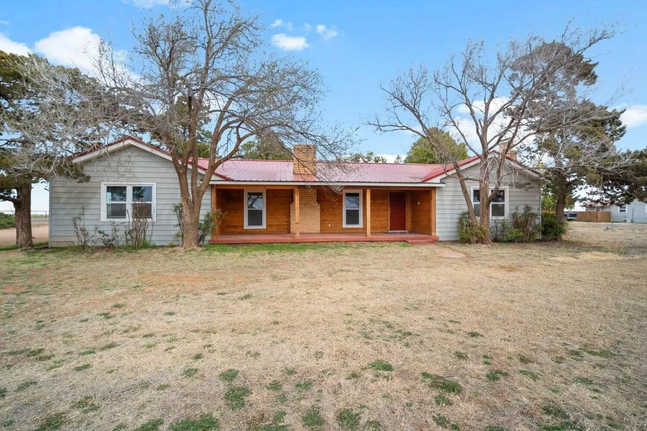 Front exterior — 3919 E F M 1729, Lubbock, TX 79403