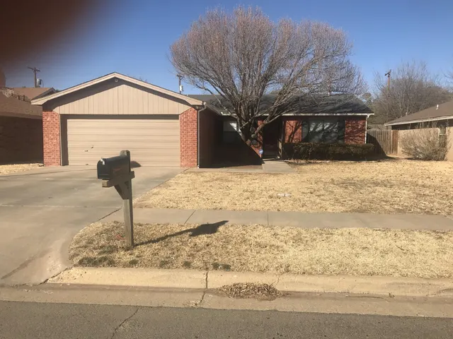 Photo 2 — 2612 79th Street, Lubbock, TX 79423