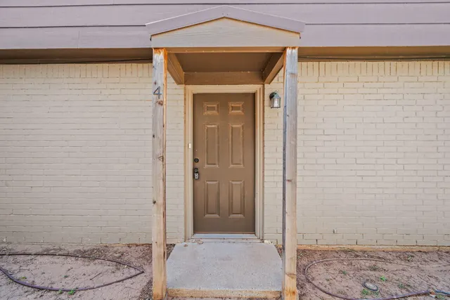 Photo 4 — 4206 17th Street 1, Lubbock, TX 79416