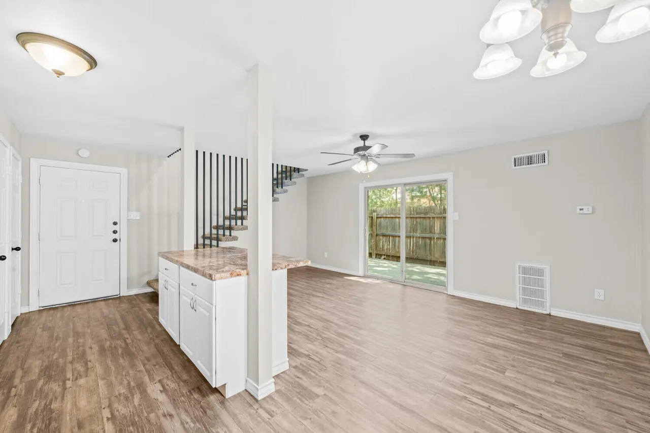Photo 7 — 4206 17th Street 1, Lubbock, TX 79416