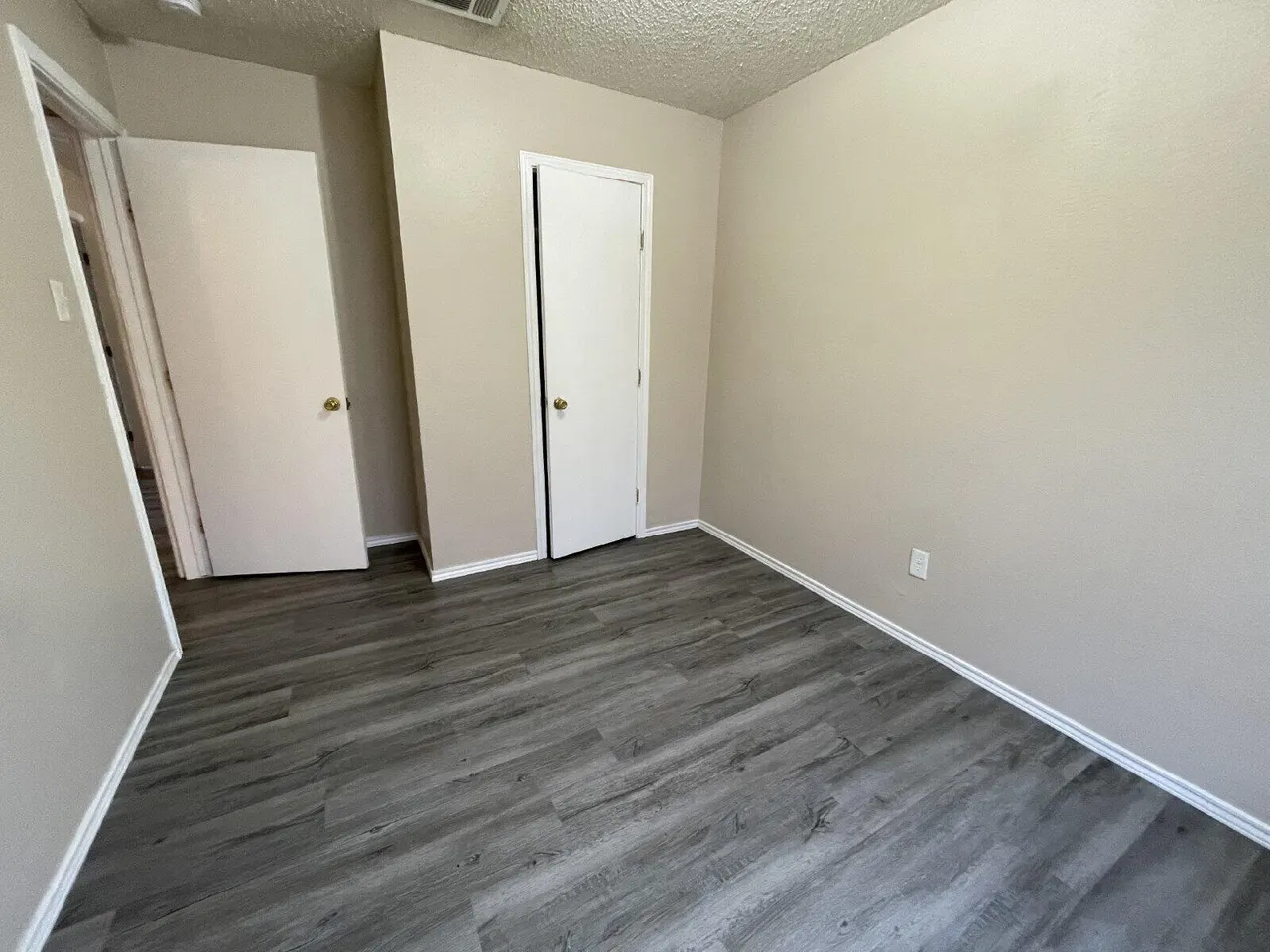 Photo 10 — 1512 82nd Street A, Lubbock, TX 79423
