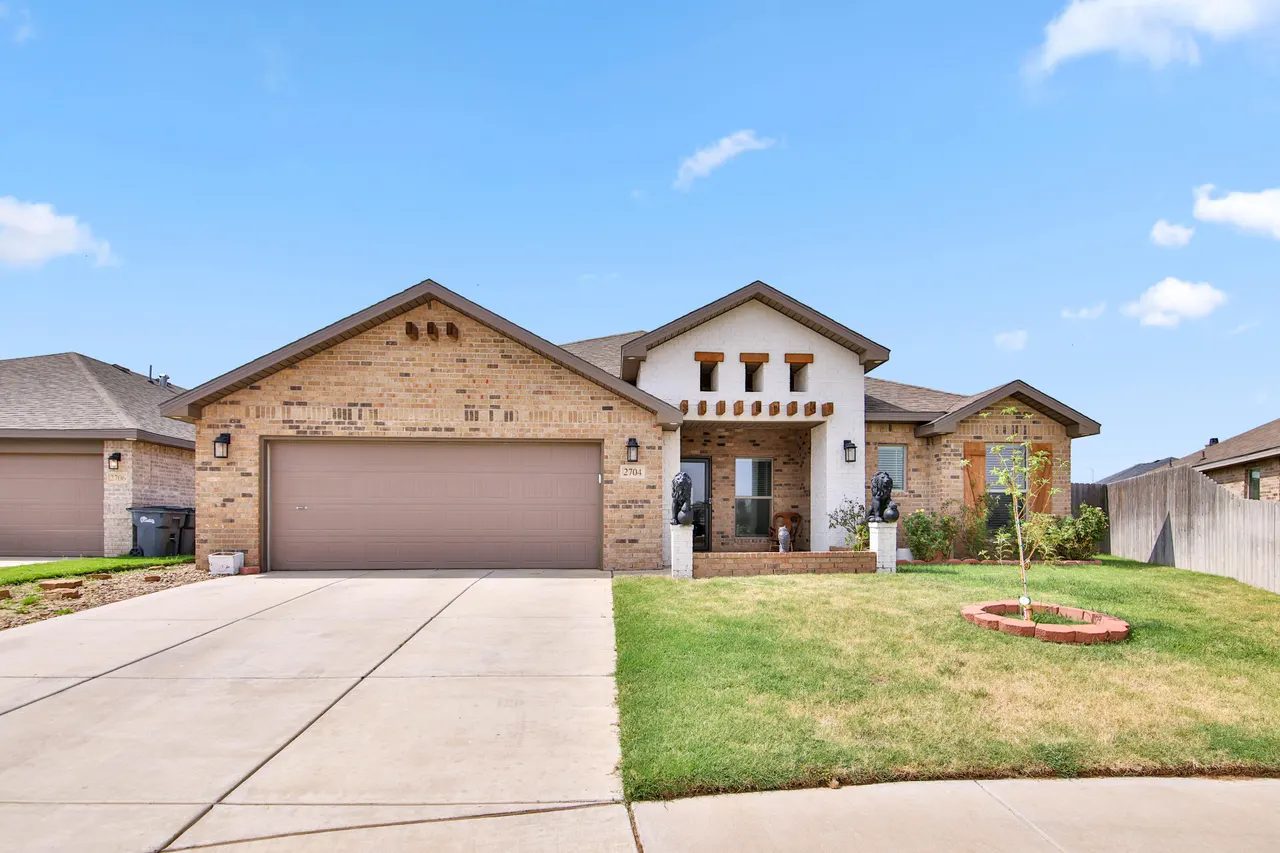 Front exterior — 2704 Viola Avenue, Lubbock, TX 79407