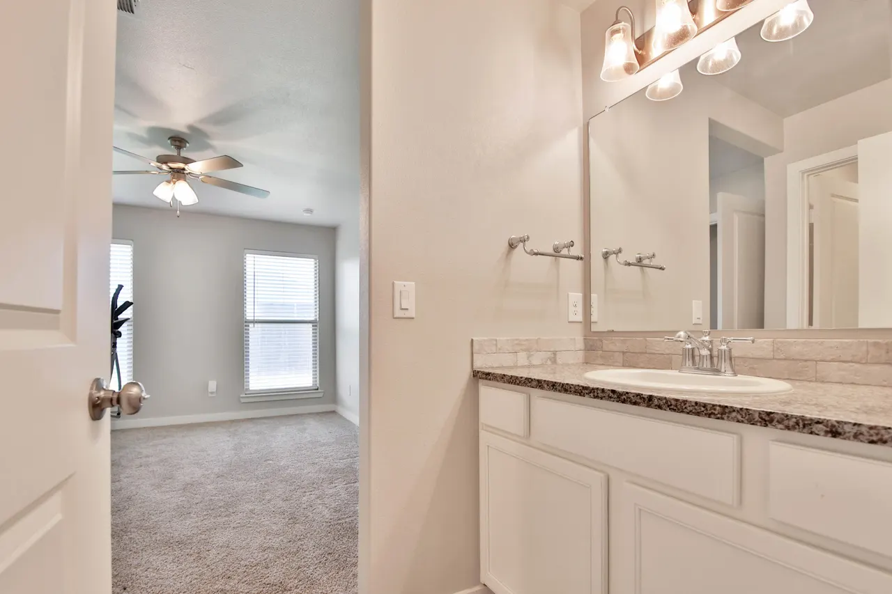 Photo 23 — 2704 Viola Avenue, Lubbock, TX 79407