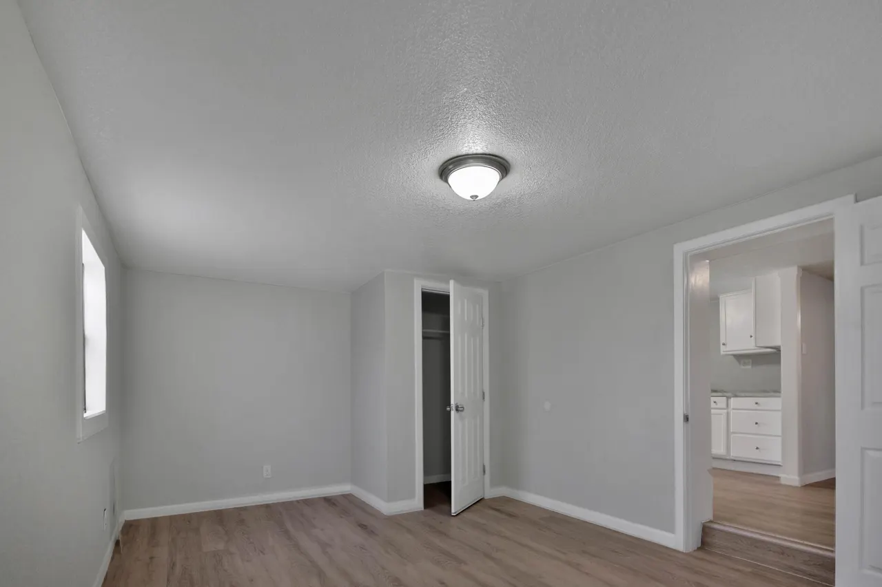 Photo 11 — 312 N Avenue R, Lubbock, TX 79415
