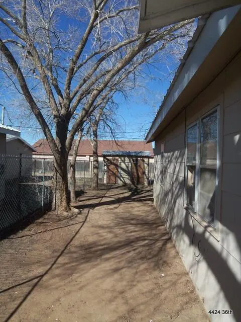 Photo 8 — 4422 36th Street B, Lubbock, TX 79414