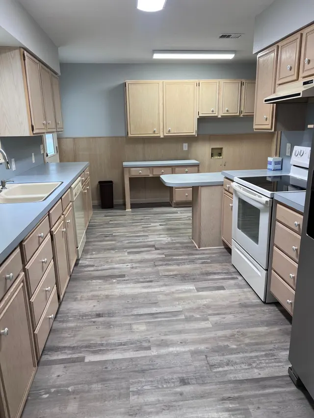 Photo 5 — 3806 35th Street, Lubbock, TX 79413