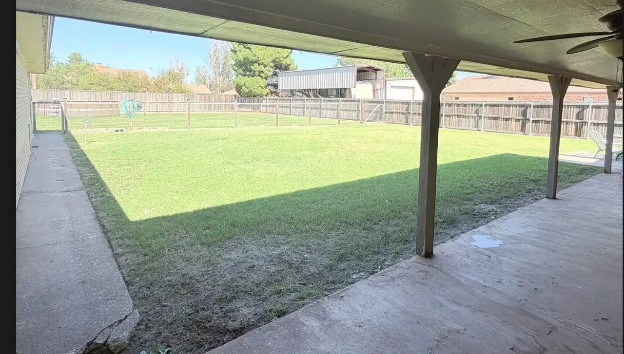 Photo 4 — 6612 1st Street, Lubbock, TX 79416