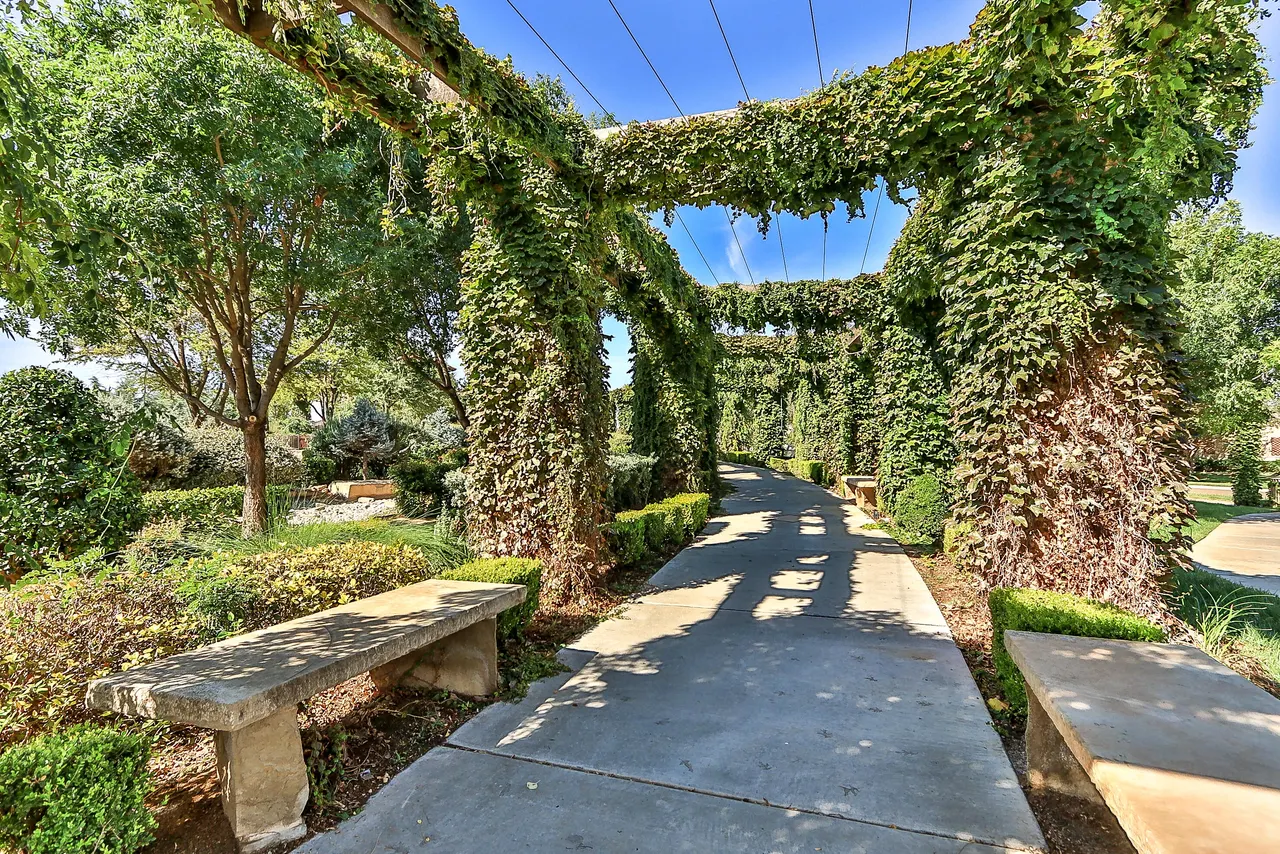 Photo 19 — 8901 La Salle Rear Avenue, Lubbock, TX 79424