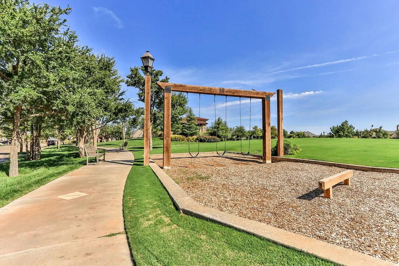 Photo 42 — 8901 La Salle Rear Avenue, Lubbock, TX 79424