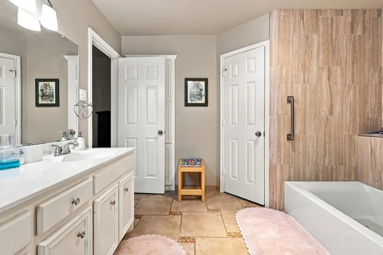Photo 13 — 6724 8th Street, Lubbock, TX 79416