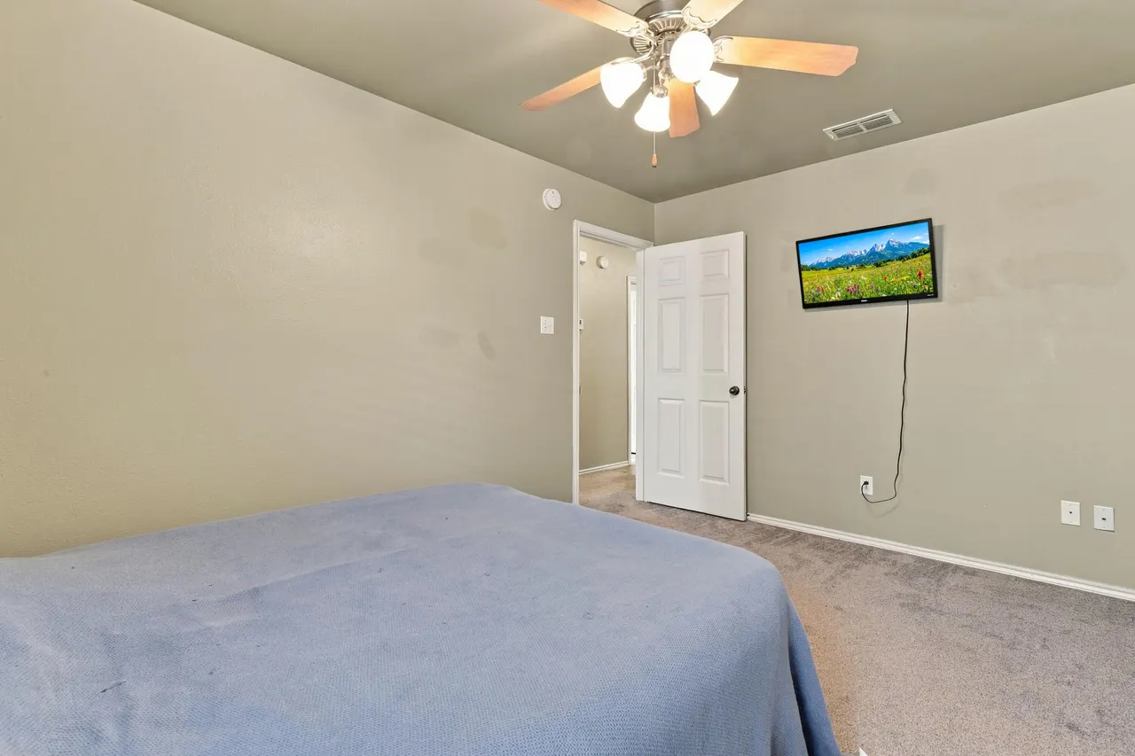 Photo 14 — 6724 8th Street, Lubbock, TX 79416