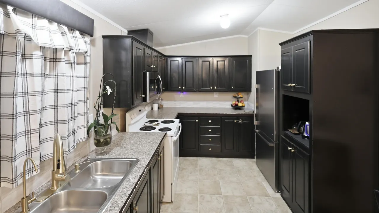 Photo 38 — 131 PR 209 A3, Seminole, TX 79360