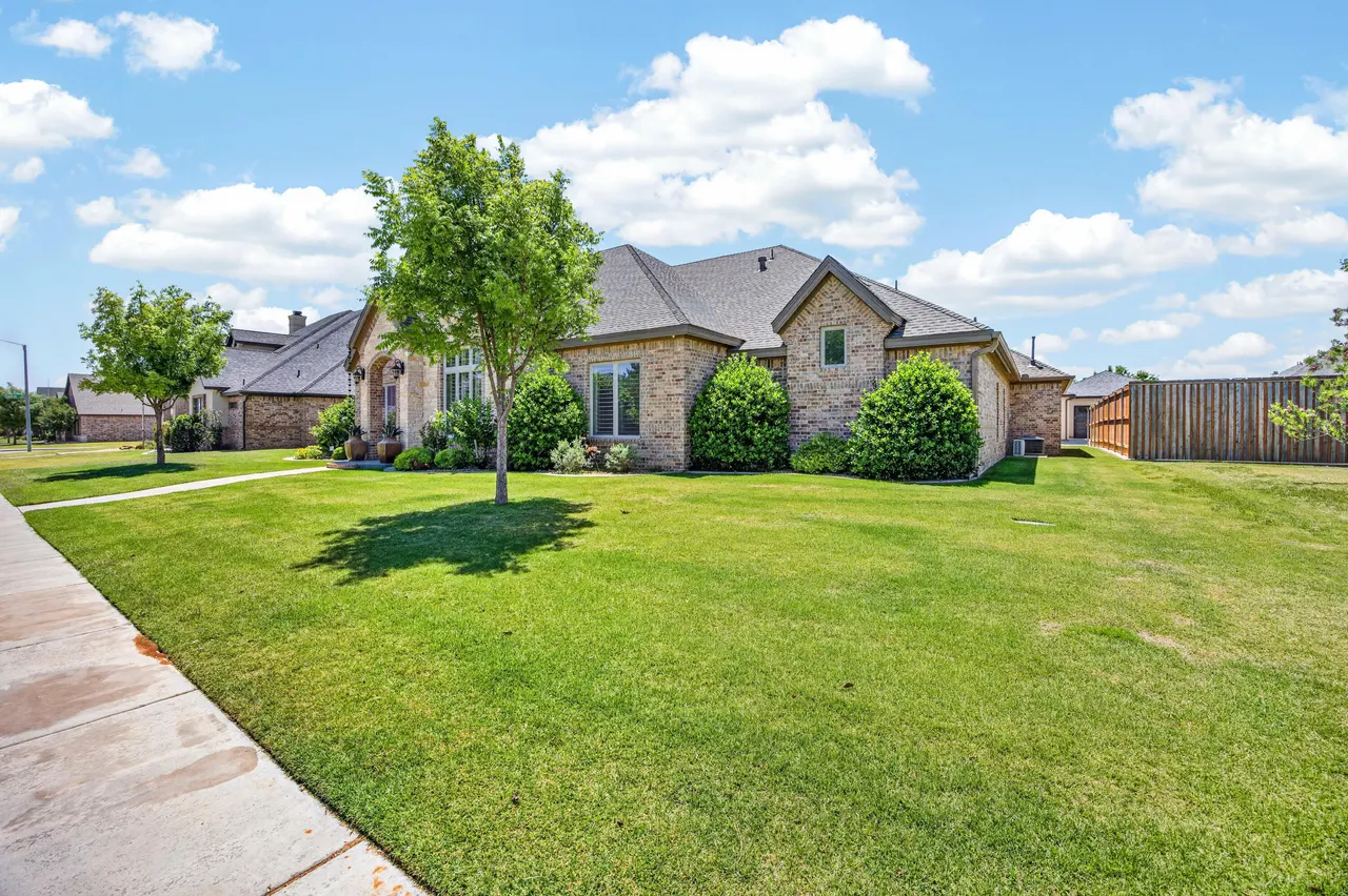 Photo 4 — 4603 105th Street, Lubbock, TX 79424