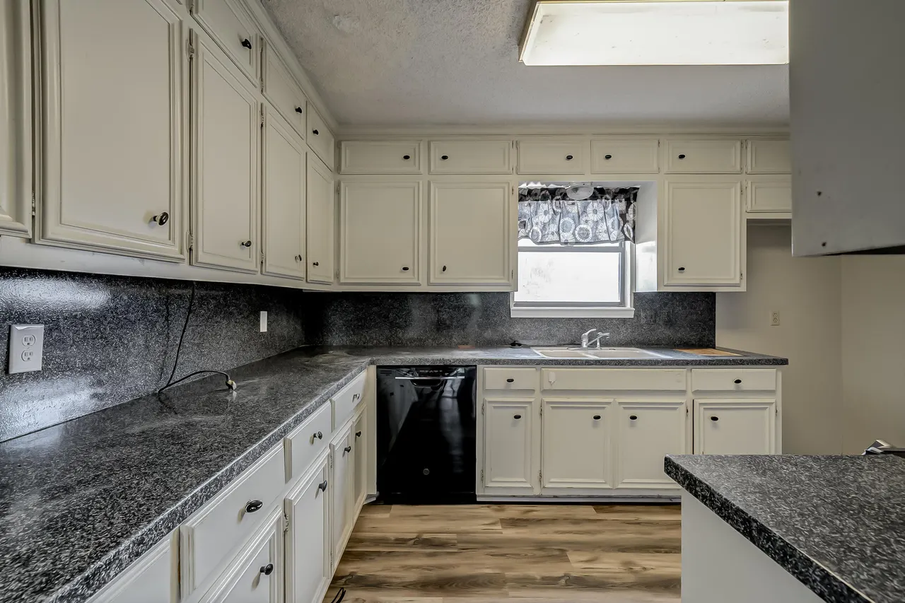 Photo 15 — 6829 Hyden Avenue, Lubbock, TX 79424