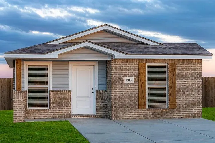 Front exterior — 2012 Tractor Avenue, Wolfforth, TX 79382