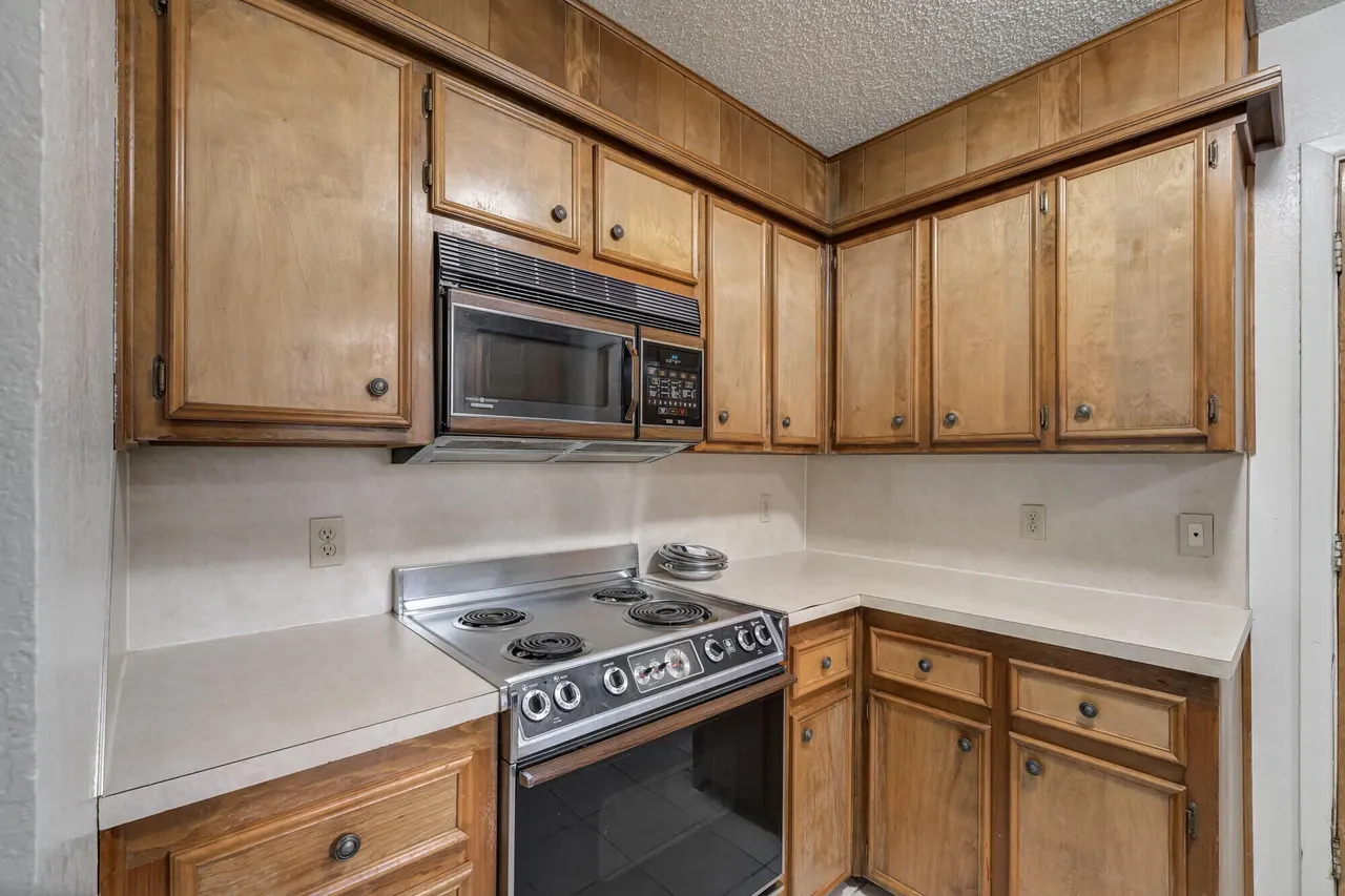 Photo 4 — 1317 80th Street A, Lubbock, TX 79423