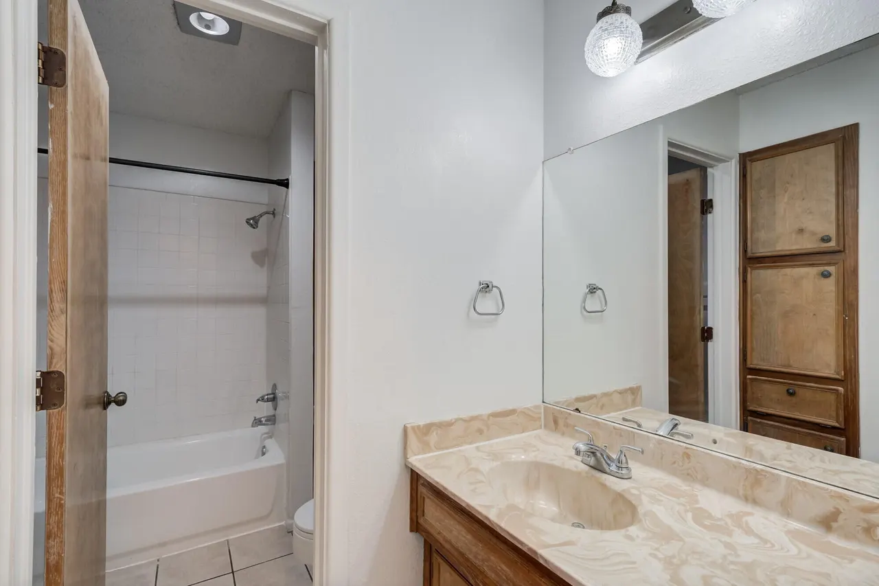 Photo 23 — 1317 80th Street A, Lubbock, TX 79423