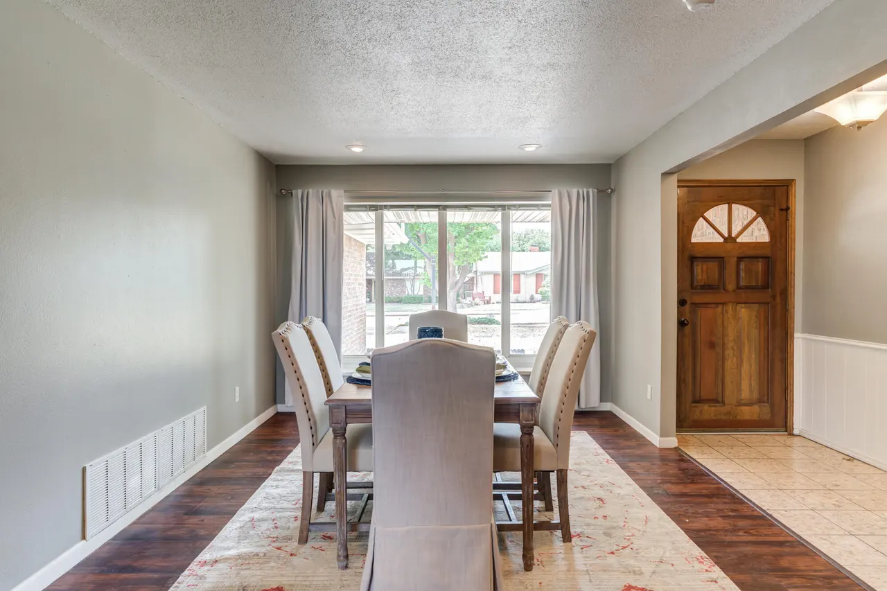 Photo 2 — 3503 66th Drive, Lubbock, TX 79413