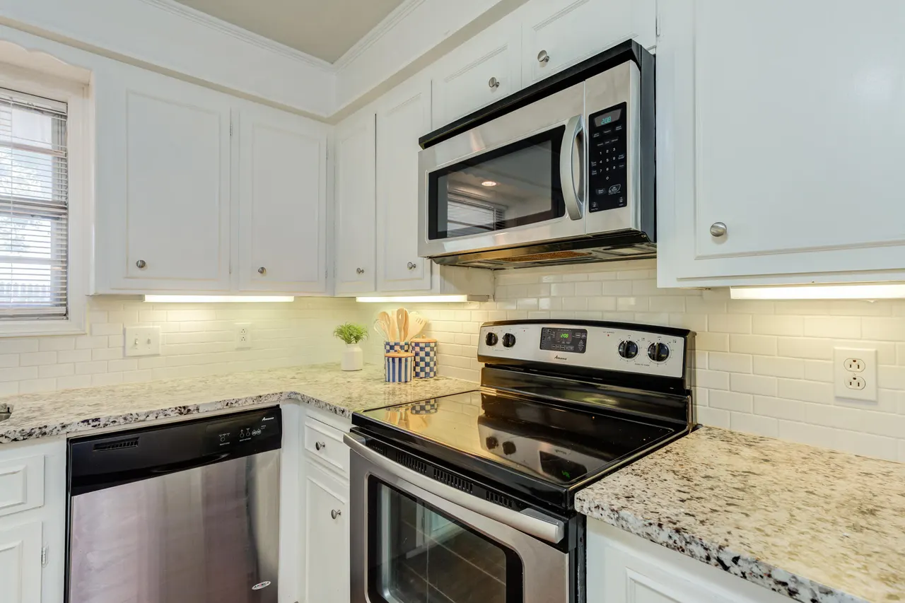 Photo 16 — 3503 66th Drive, Lubbock, TX 79413