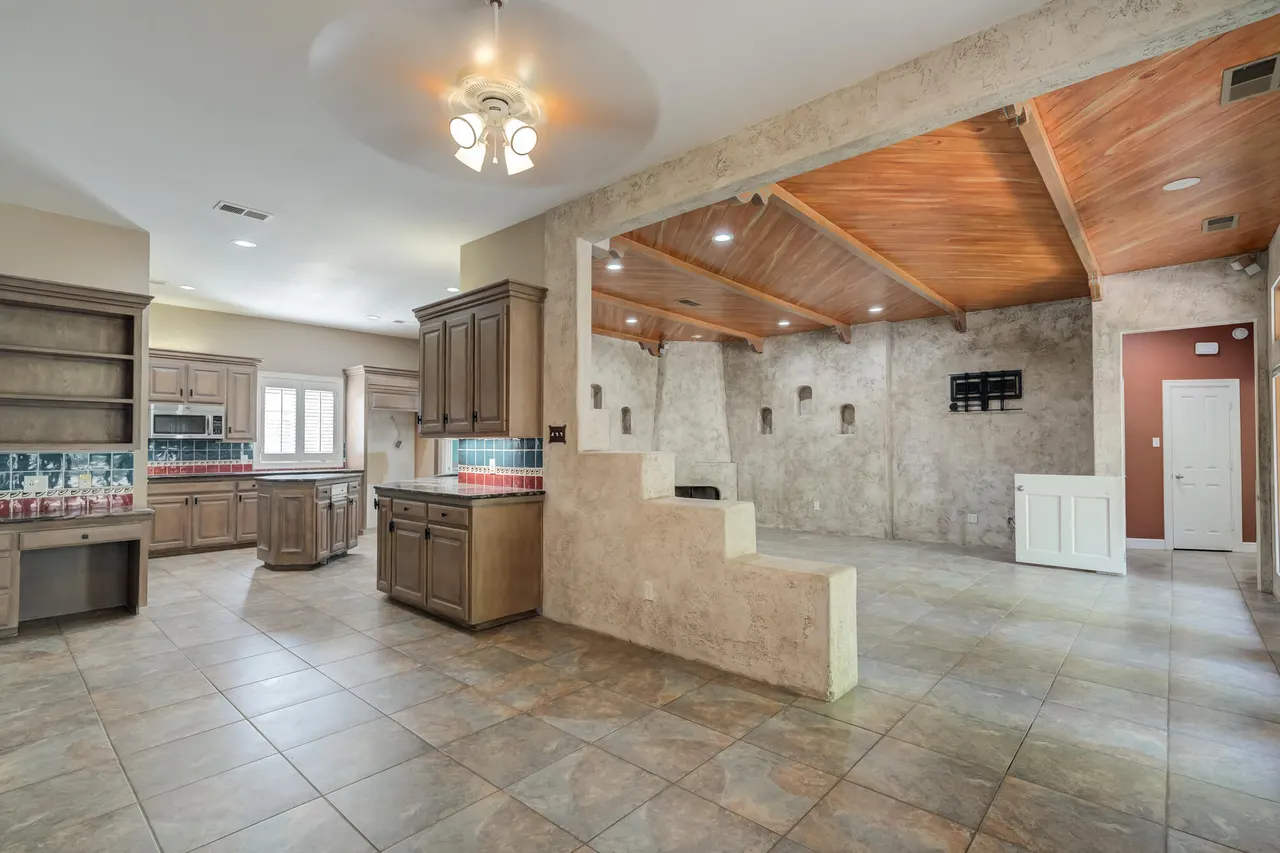 Photo 12 — 9402 Wayne Avenue, Lubbock, TX 79424