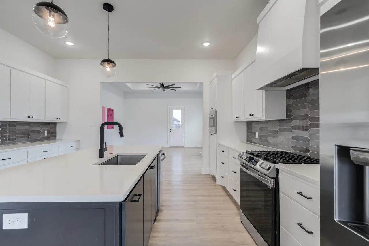 Photo 18 — 909 N Grover Avenue, Lubbock, TX 79416