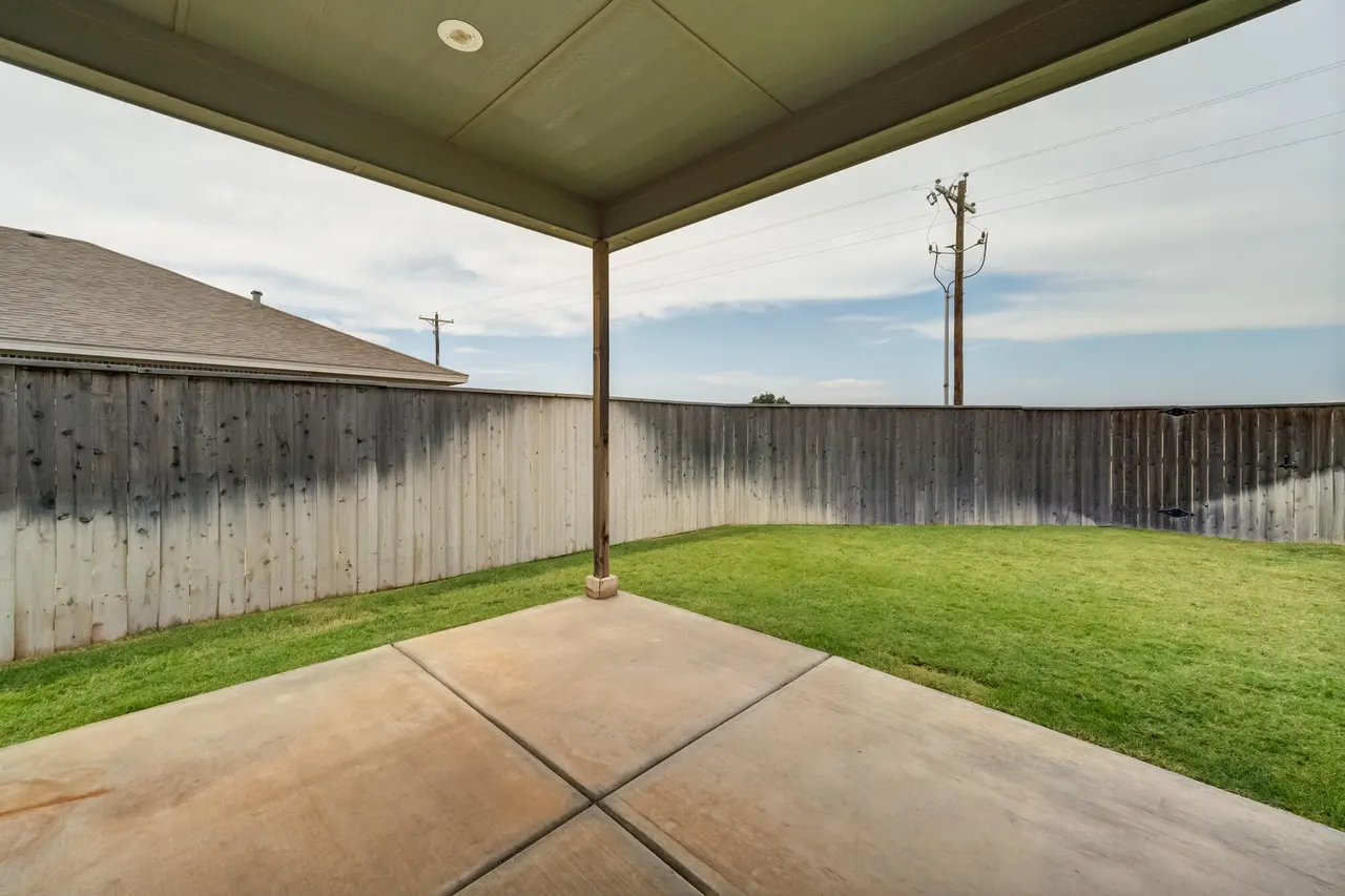 Photo 39 — 909 N Grover Avenue, Lubbock, TX 79416