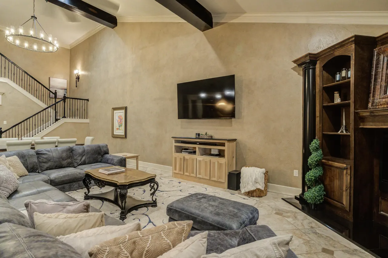 Photo 12 — 8 Tuscan Villas Circle, Lubbock, TX 79423