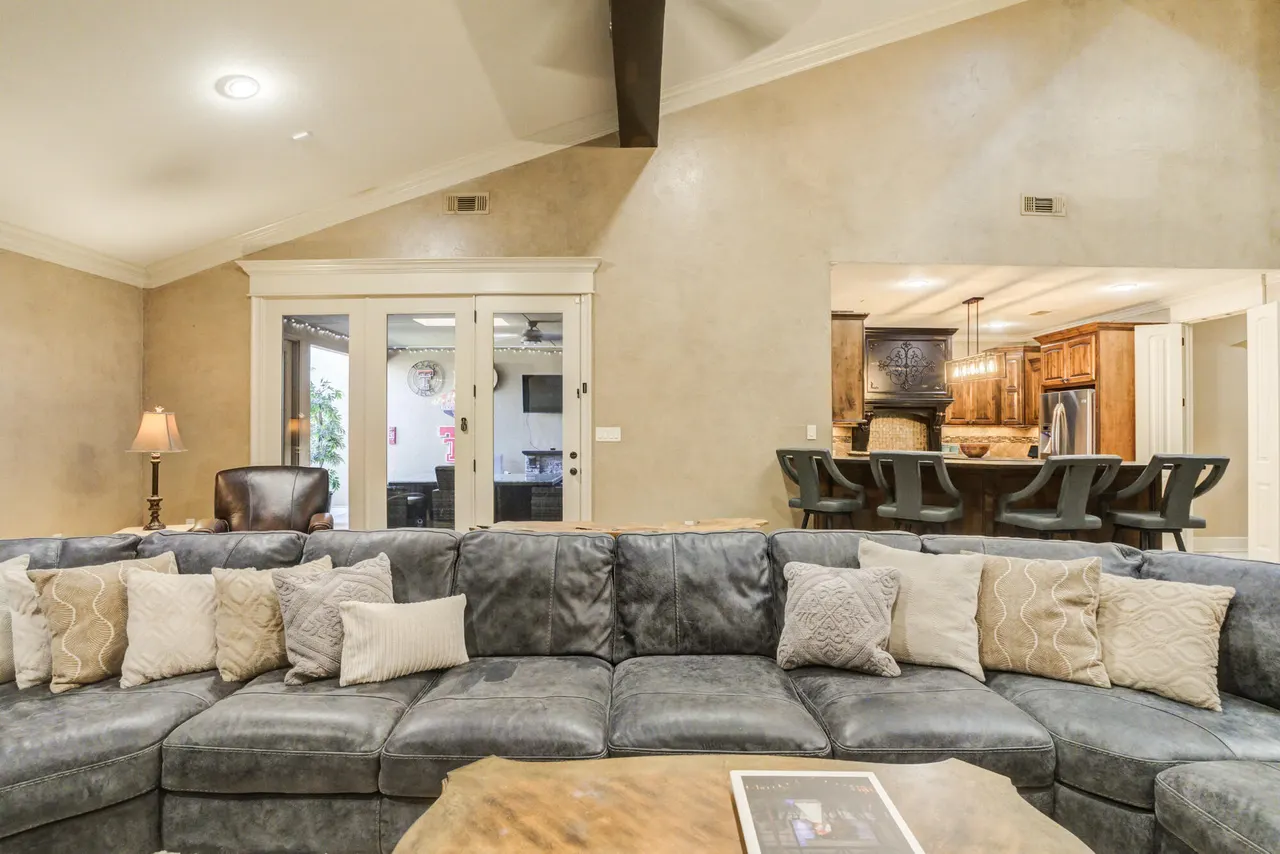 Photo 13 — 8 Tuscan Villas Circle, Lubbock, TX 79423