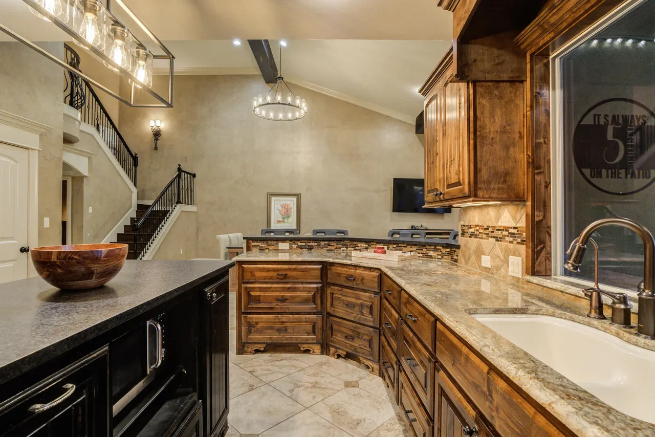 Photo 21 — 8 Tuscan Villas Circle, Lubbock, TX 79423